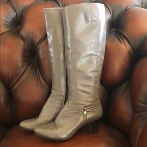 Vintage Salvatore Ferragamo boots